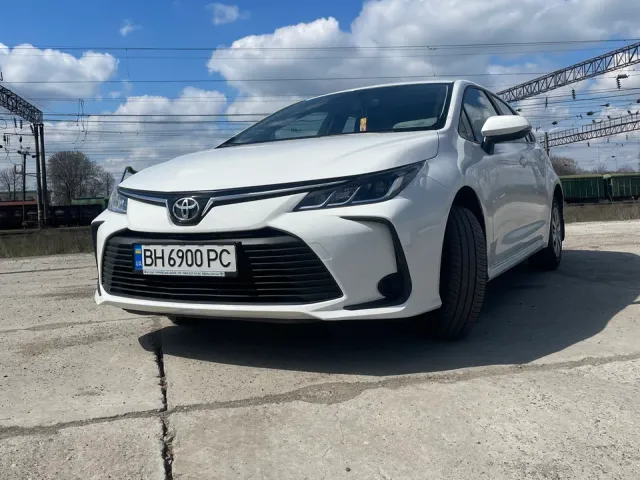 Toyota Corolla - фото 3