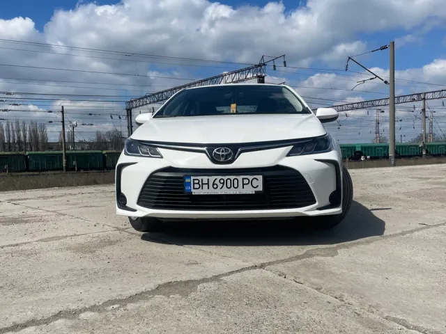 Toyota Corolla - фото 2