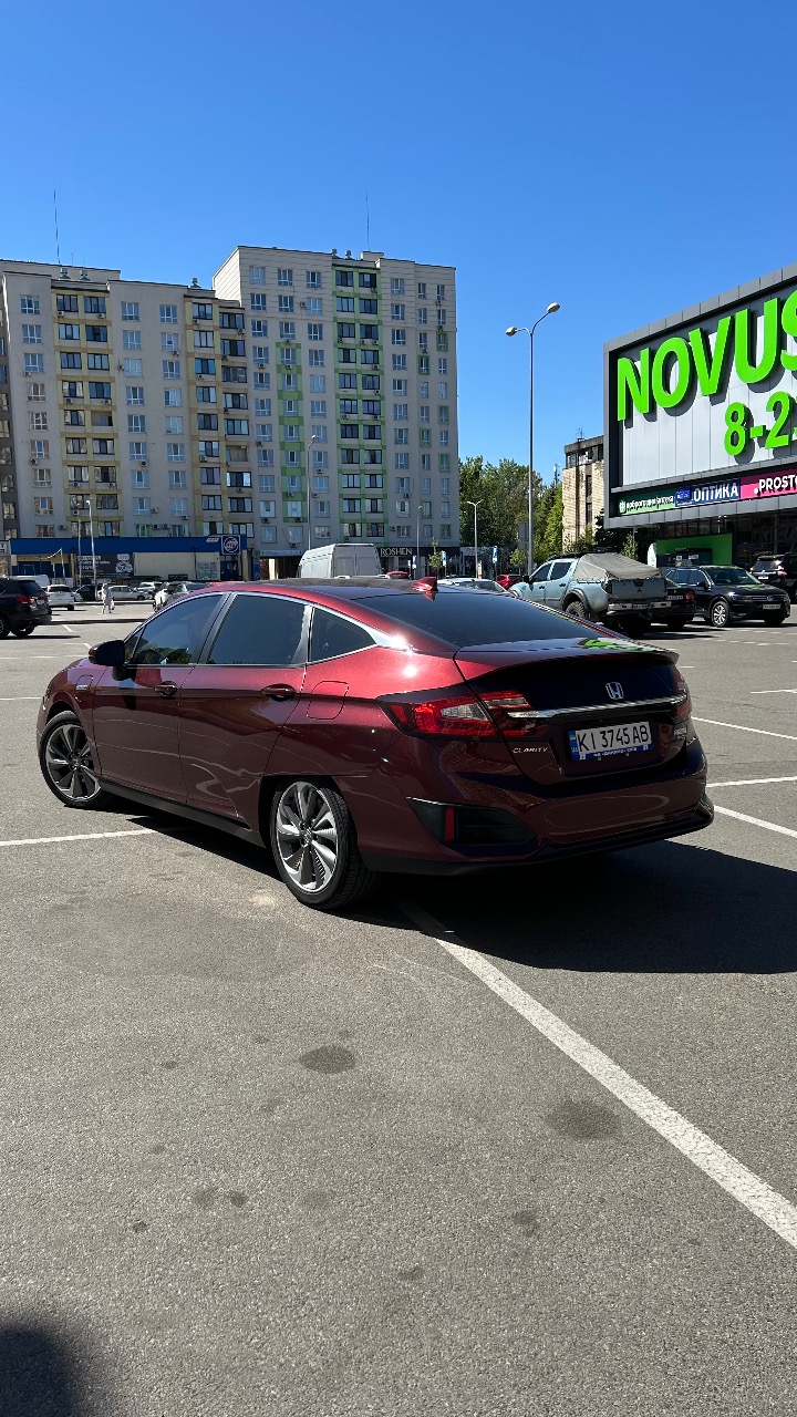 Honda Clarity - фото 12