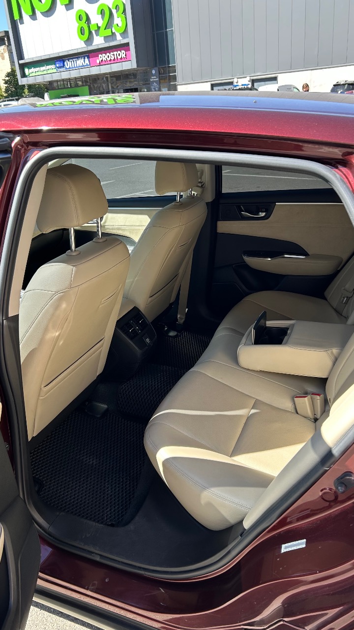Honda Clarity - фото 9