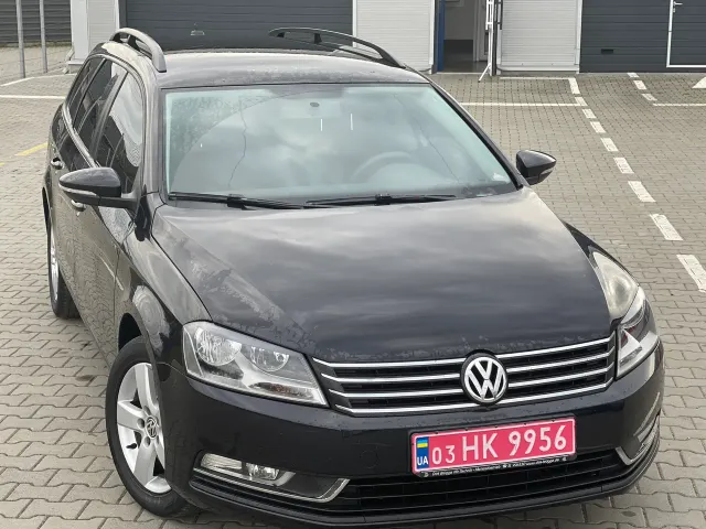 Volkswagen Passat - фото 3