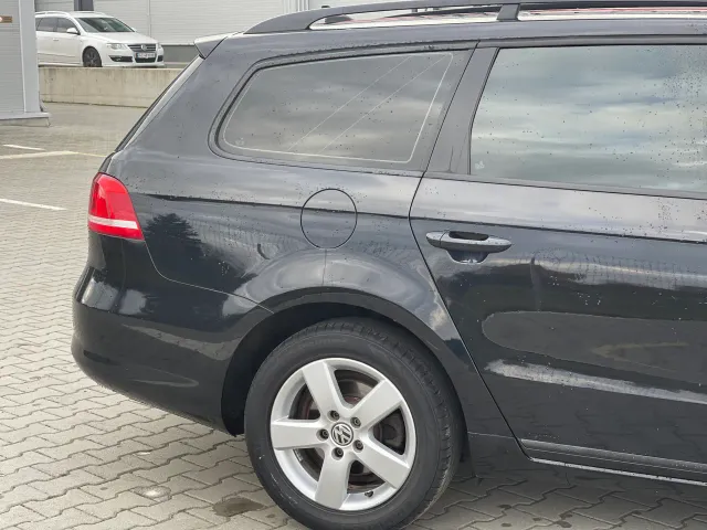 Volkswagen Passat - фото 4