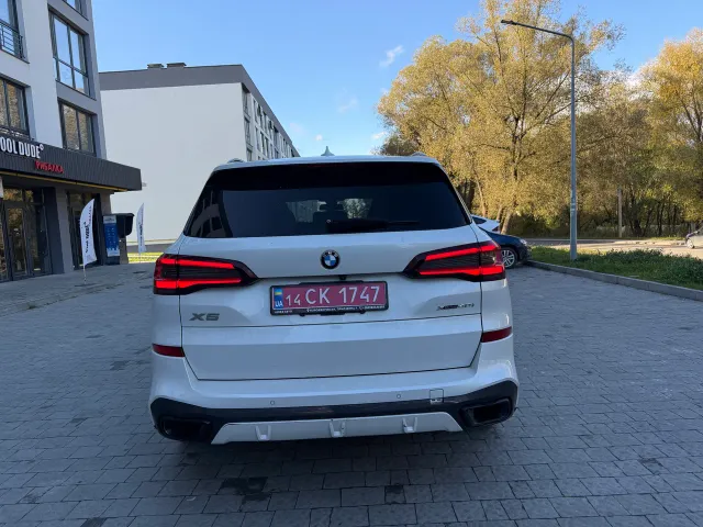 BMW X5 - фото 3
