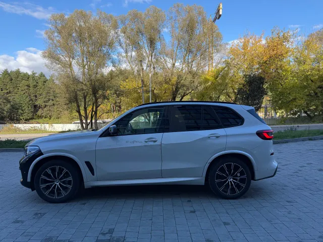 BMW X5 - фото 2