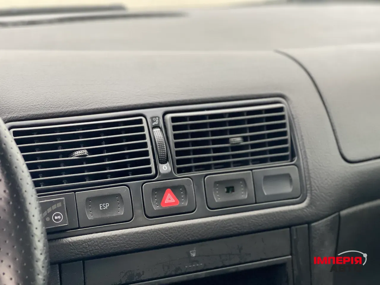 Volkswagen Golf - фото 25