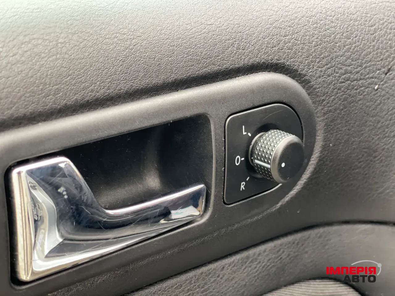 Volkswagen Golf - фото 21