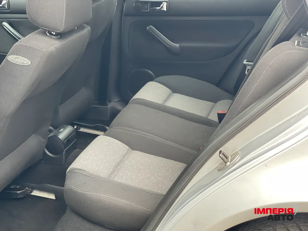 Volkswagen Golf - фото 23