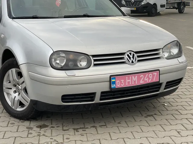 Volkswagen Golf - фото 2