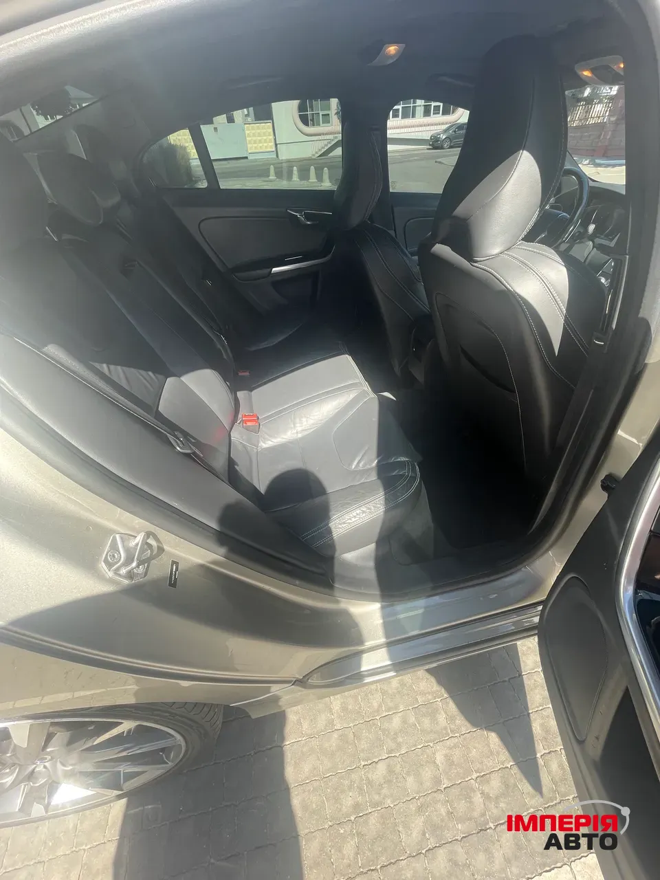 Volvo S60 - фото 8