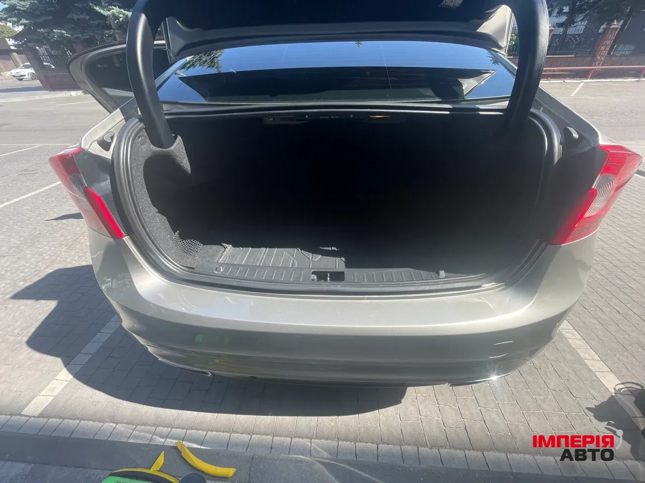 Volvo S60 - фото 12