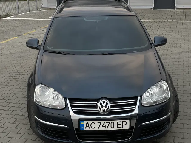 Volkswagen Golf - фото 2