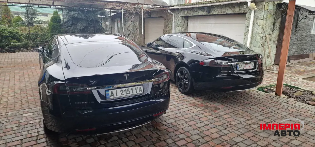 Tesla Model S - фото 8