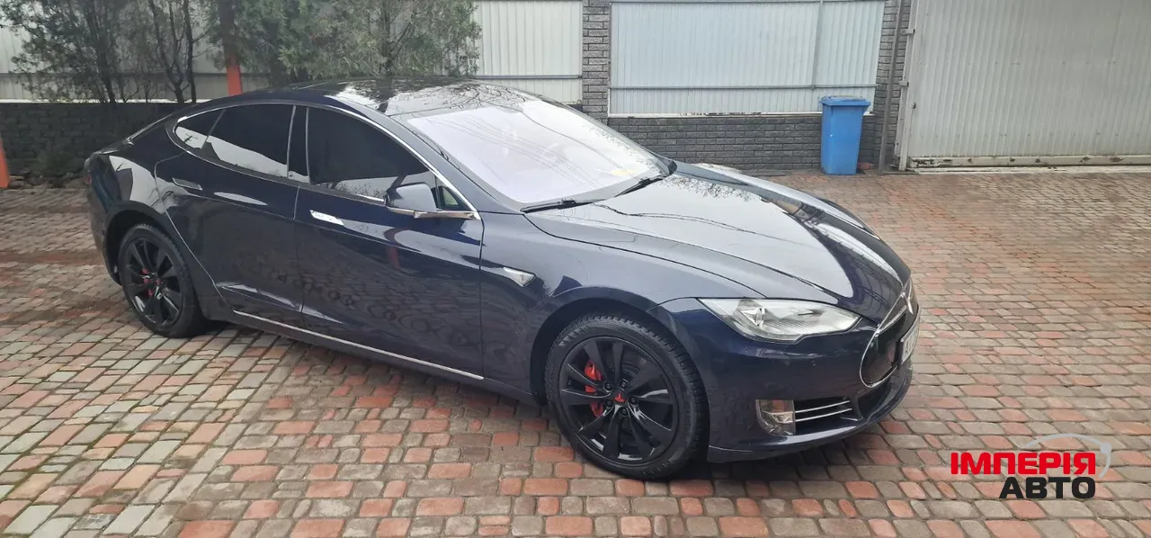 Tesla Model S - фото 22