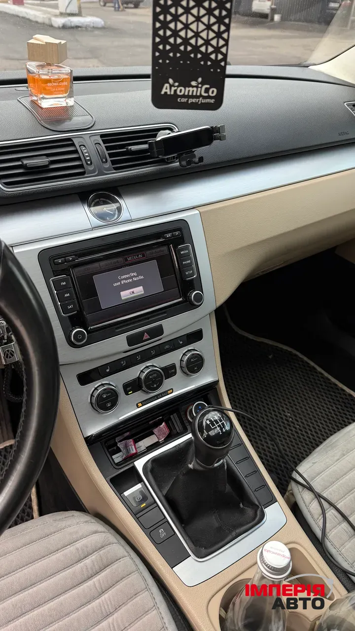 Volkswagen Passat CC - фото 20