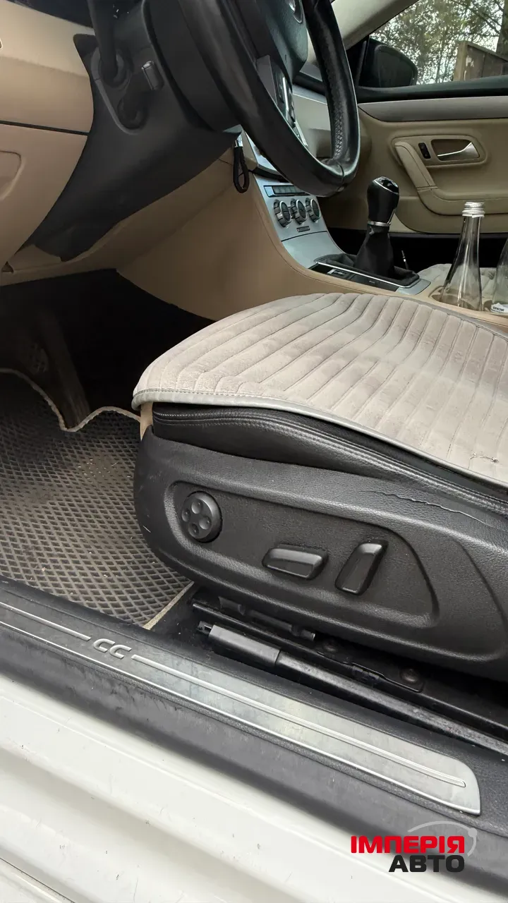 Volkswagen Passat CC - фото 17