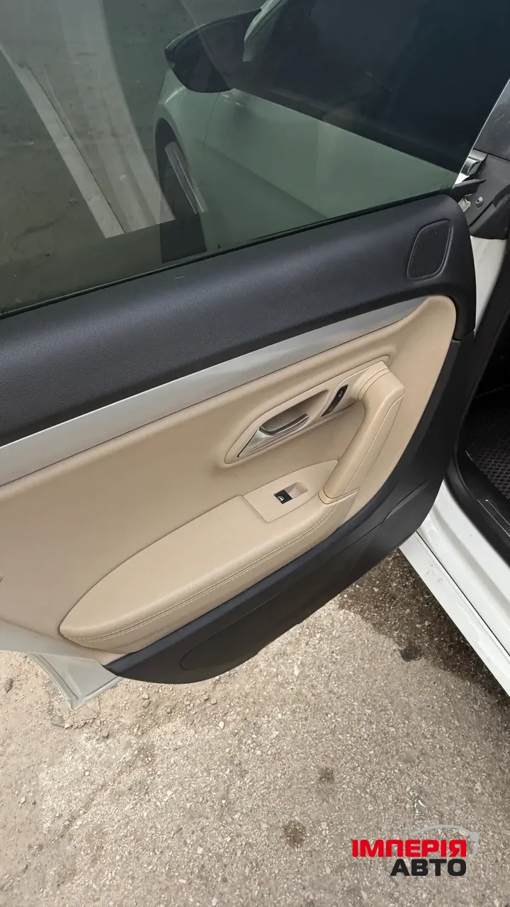 Volkswagen Passat CC - фото 13