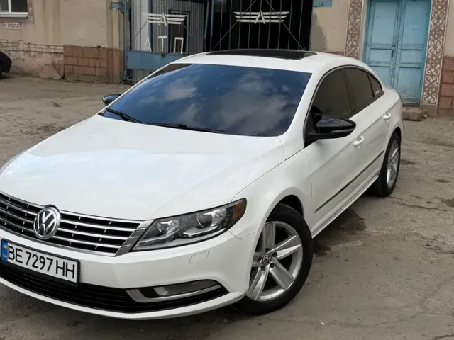 Volkswagen Passat CC - фото 1