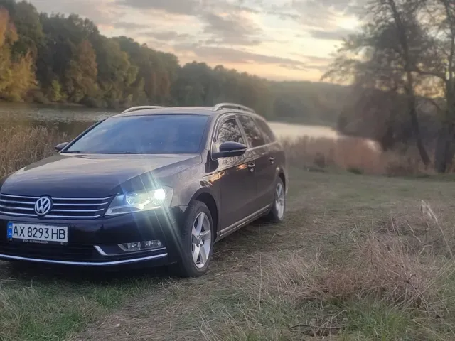 Volkswagen Passat - фото 1