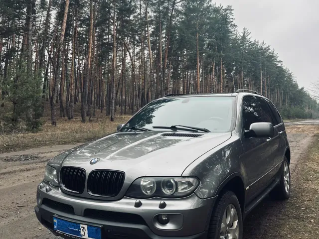 BMW X5 - фото 2