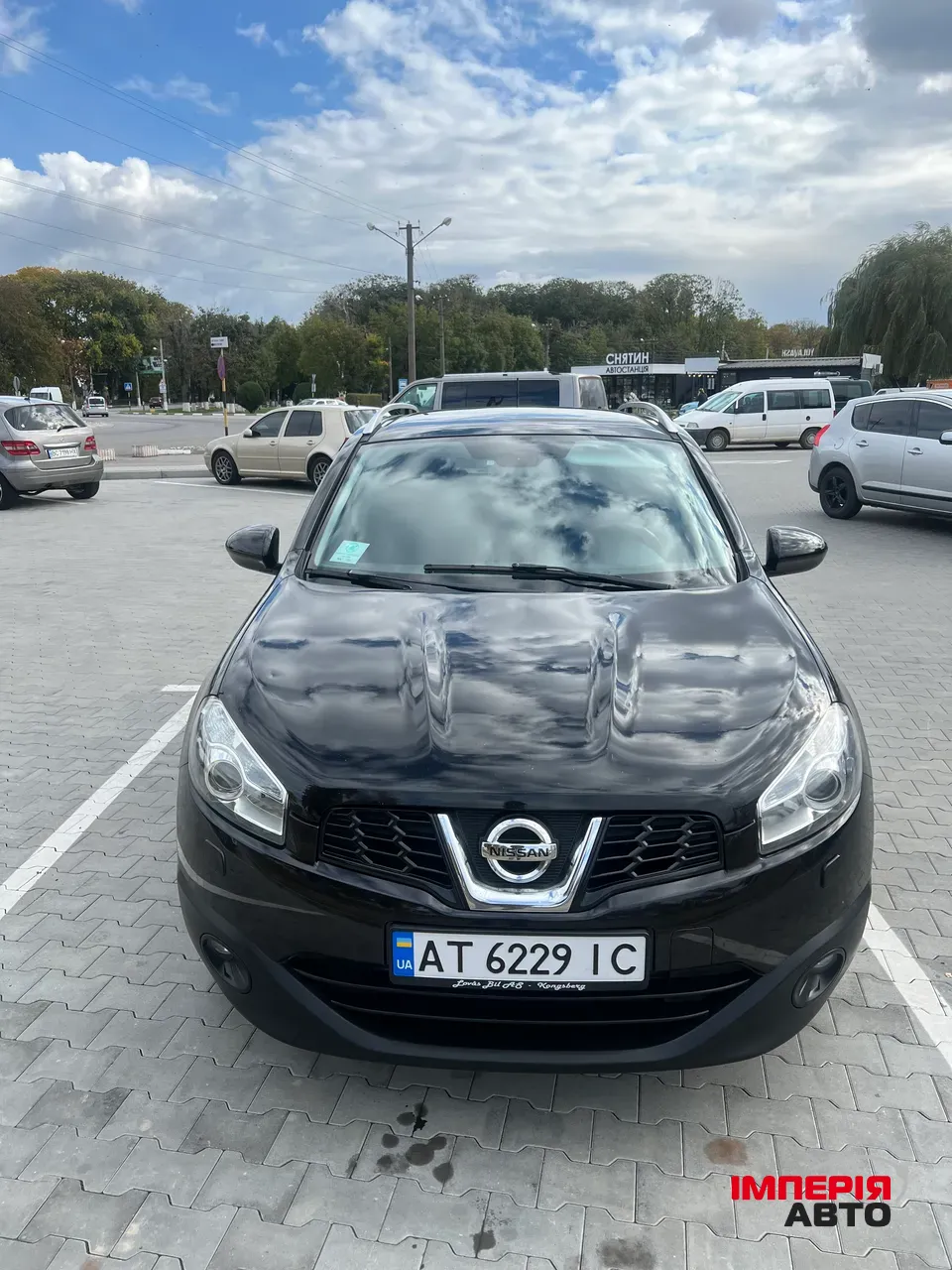Nissan Qashqai - фото 1