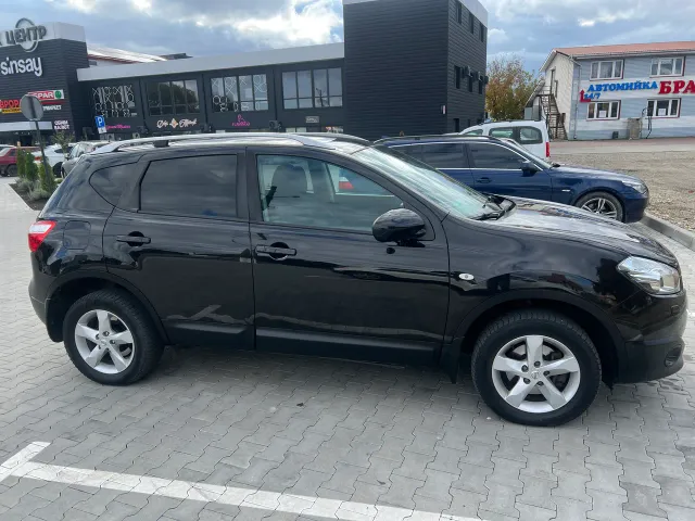 Nissan Qashqai - фото 4