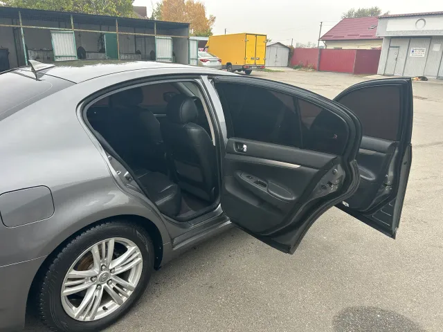 Infiniti G - фото 5