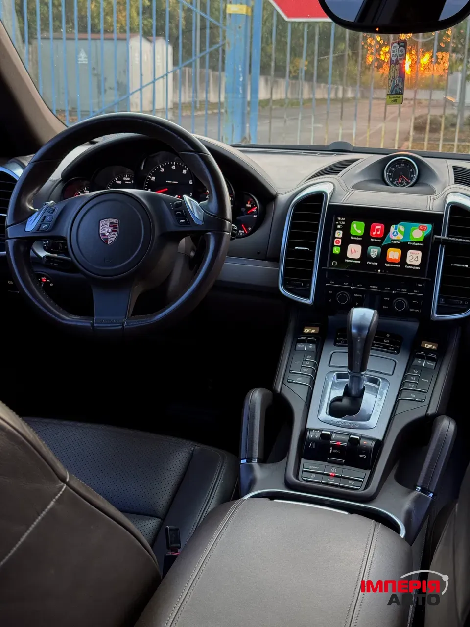 Porsche Cayenne - фото 12