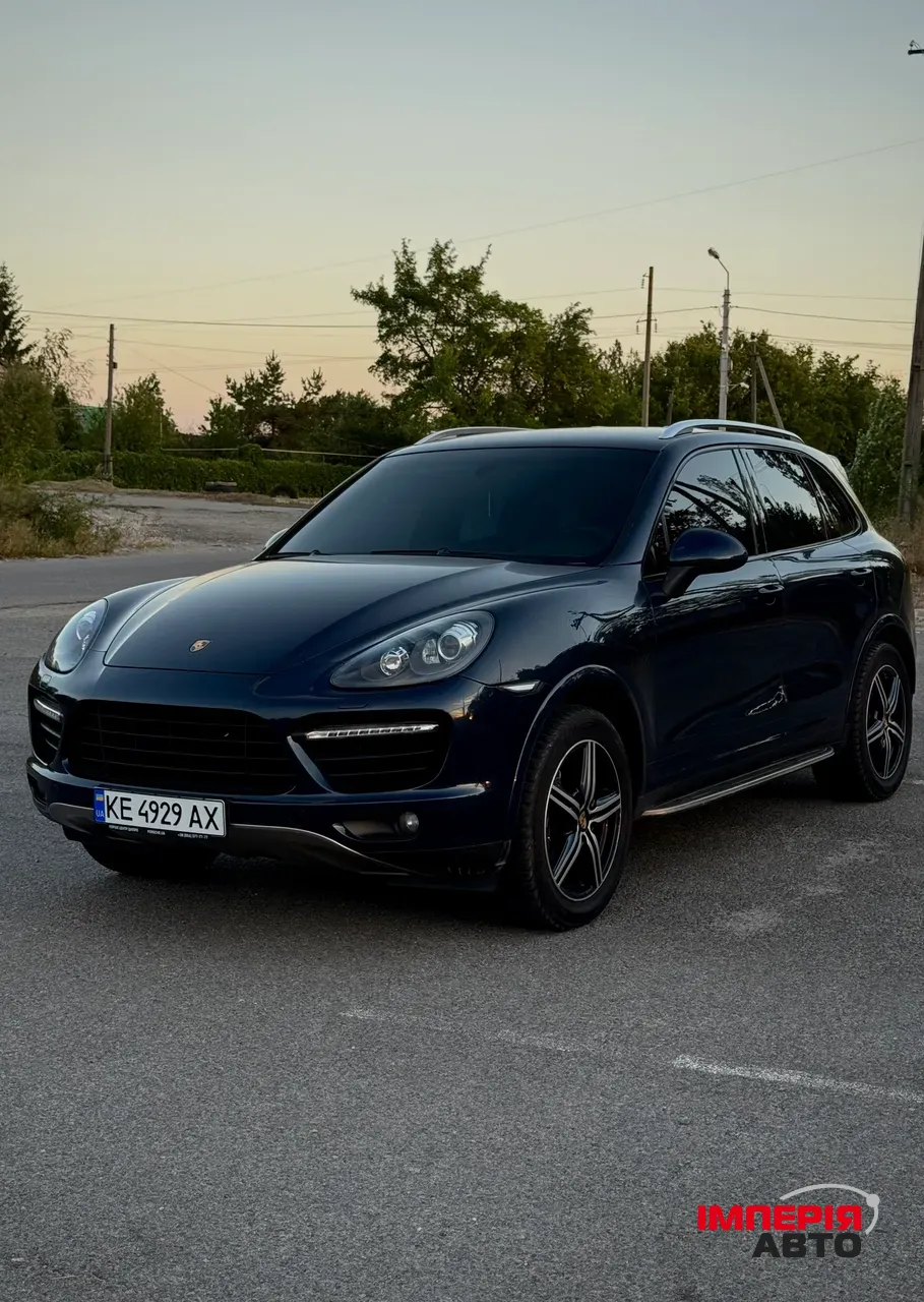Porsche Cayenne - фото 1
