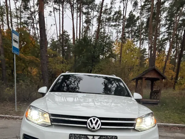 Volkswagen Touareg - фото 3