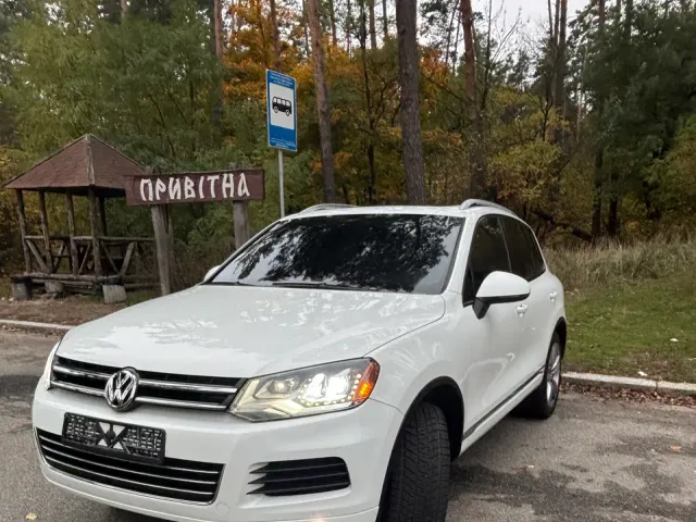 Volkswagen Touareg - фото 2