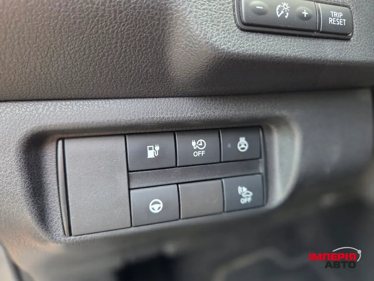 Nissan Leaf - фото 15