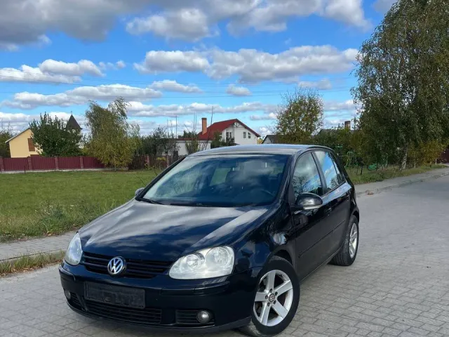 Volkswagen Golf - фото 1