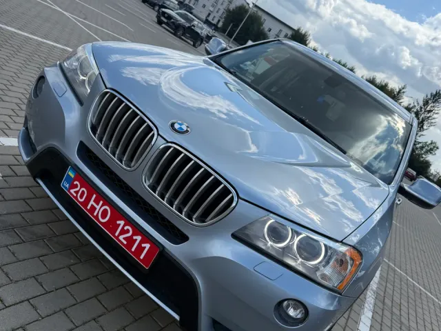 BMW X3 - фото 1