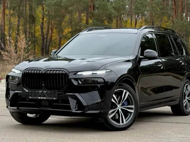 BMW X7 - фото 4