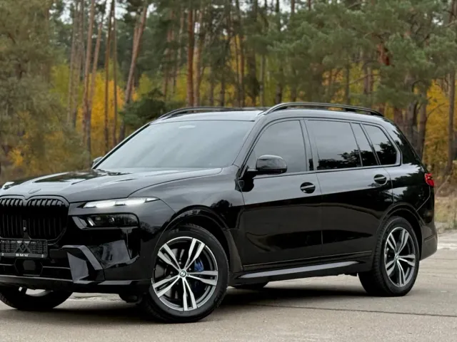 BMW X7 - фото 2