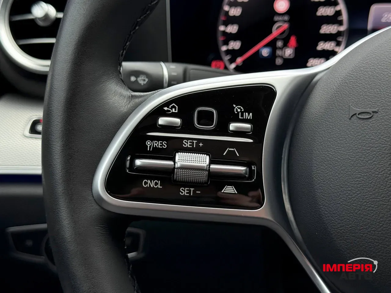 Mercedes-Benz E-Класс - фото 42