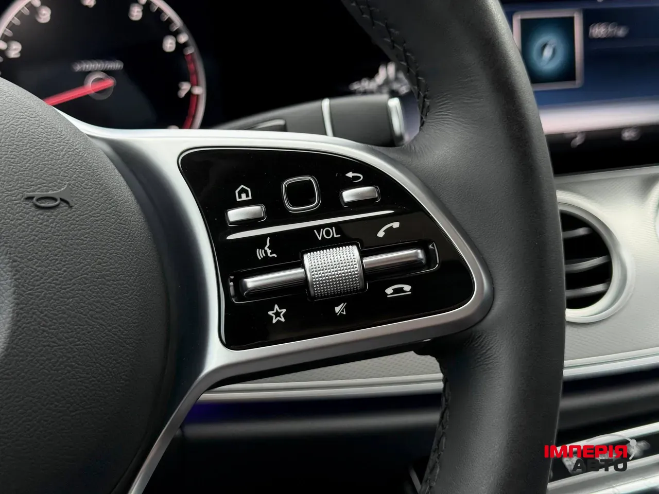 Mercedes-Benz E-Класс - фото 41