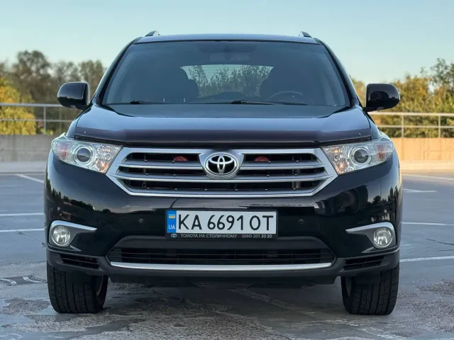 Toyota Highlander - фото 4