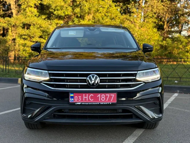 Volkswagen Tiguan - фото 3