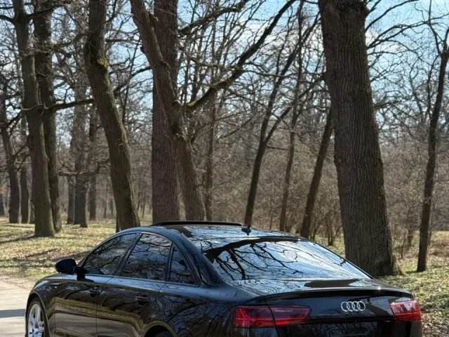 Audi A6 - фото 4