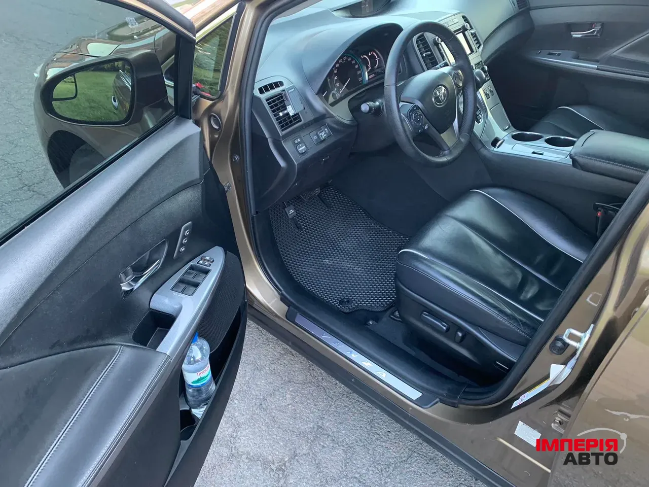 Toyota Venza - фото 7