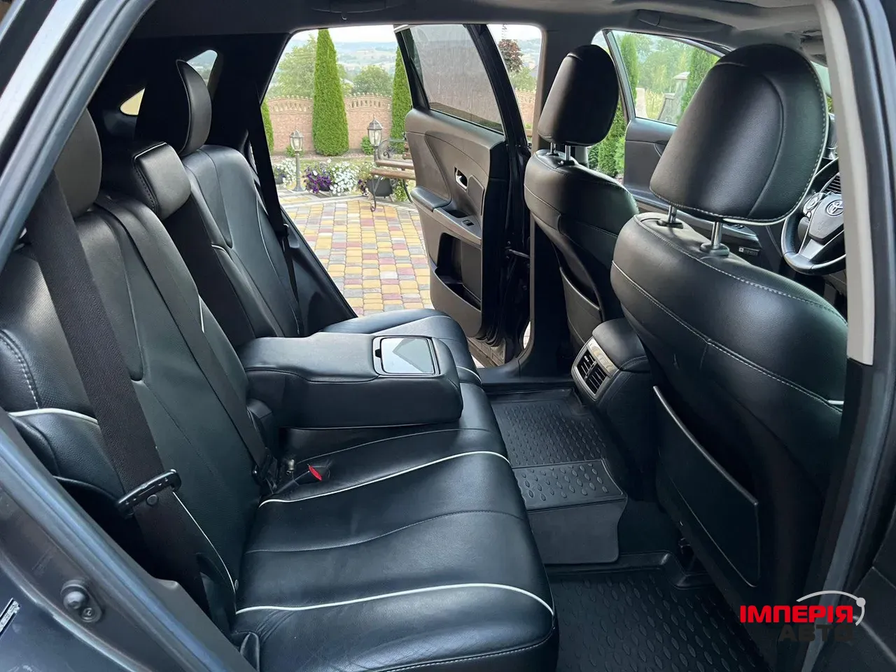 Toyota Venza - фото 16