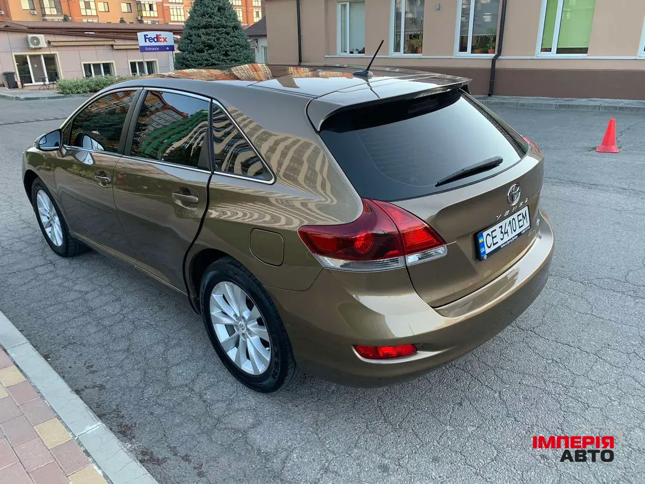 Toyota Venza - фото 4