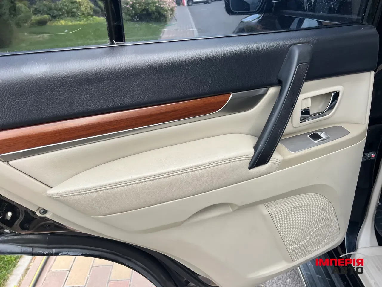 Mitsubishi Pajero - фото 23