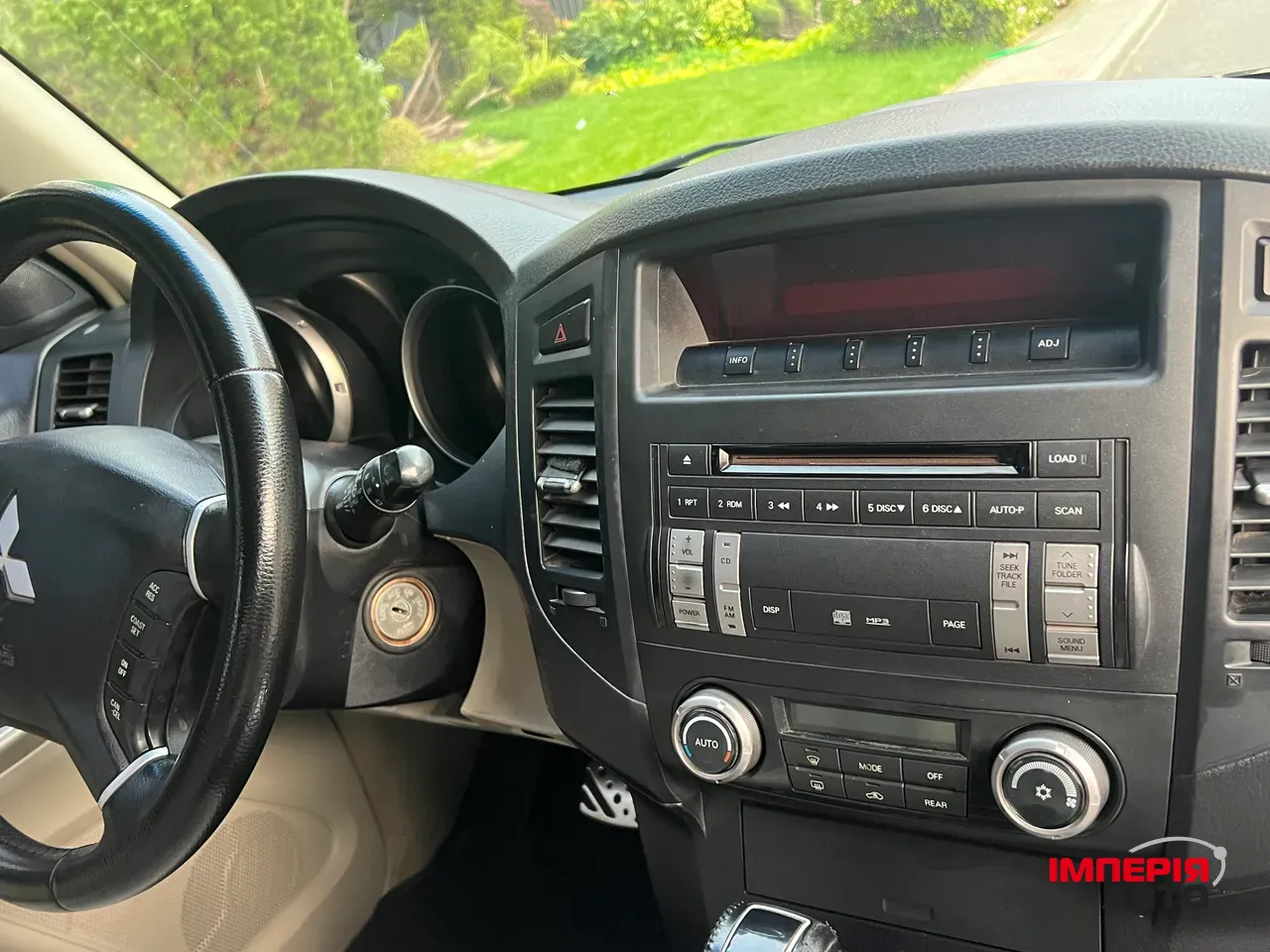 Mitsubishi Pajero - фото 19