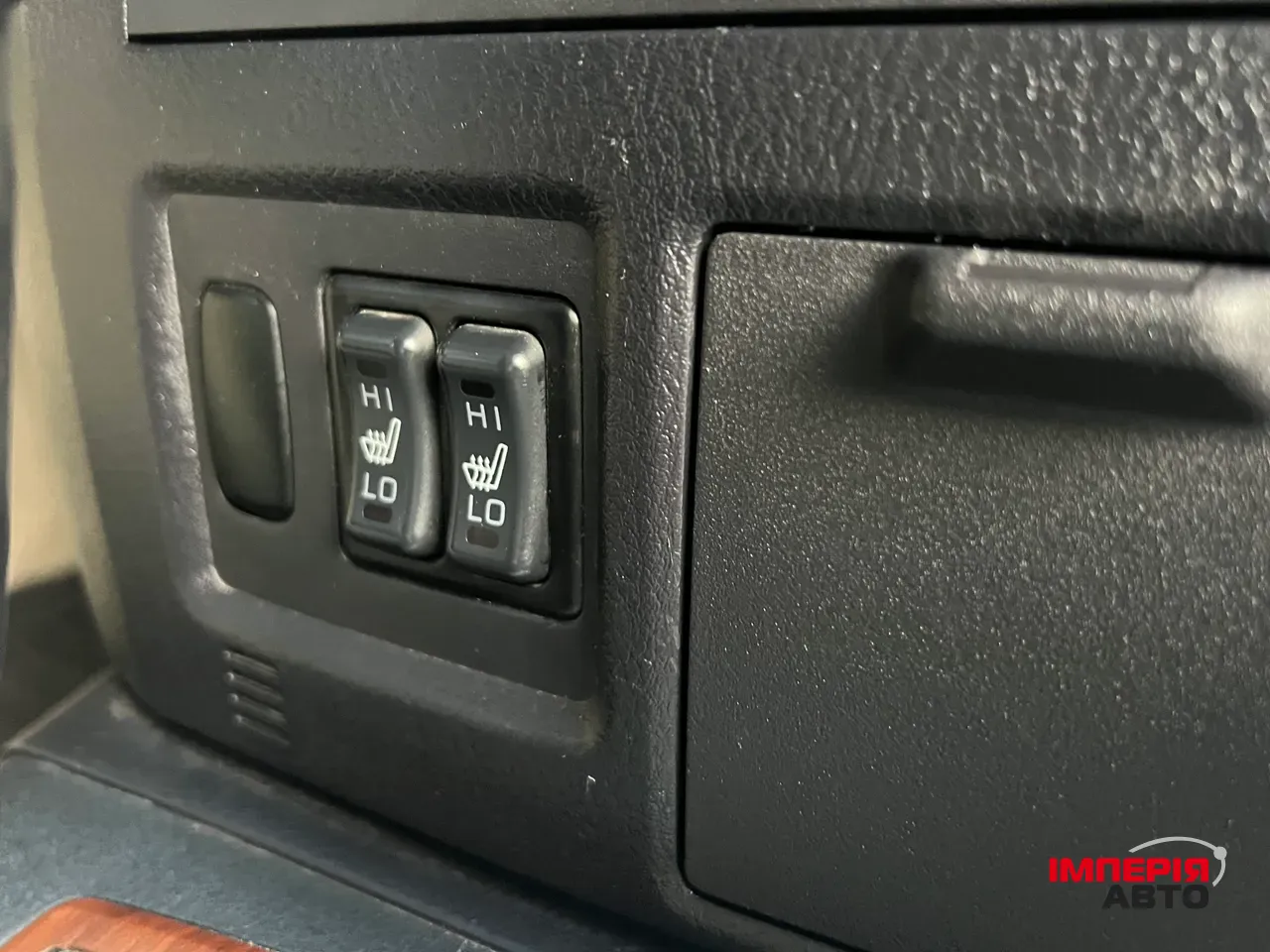 Mitsubishi Pajero - фото 16