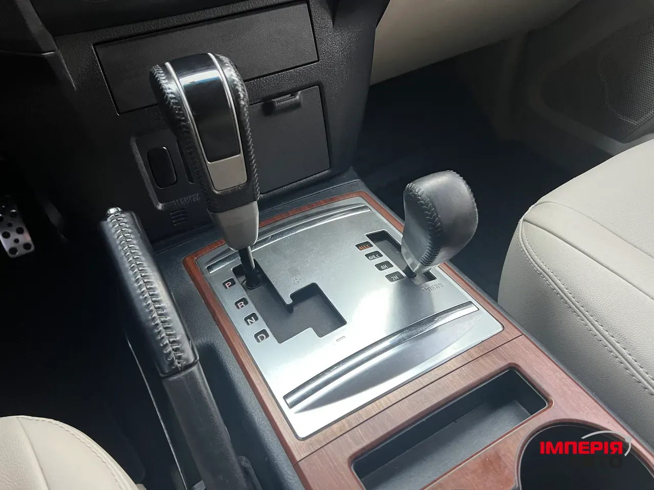 Mitsubishi Pajero - фото 21