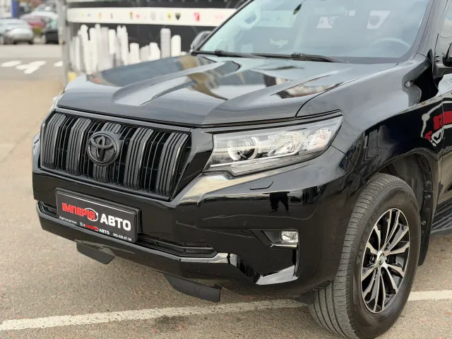 Toyota Land Cruiser Prado - фото 2