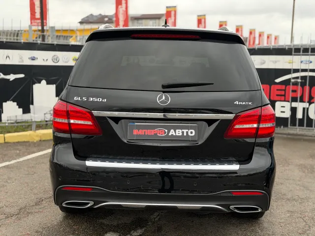 Mercedes-Benz GLS - фото 4