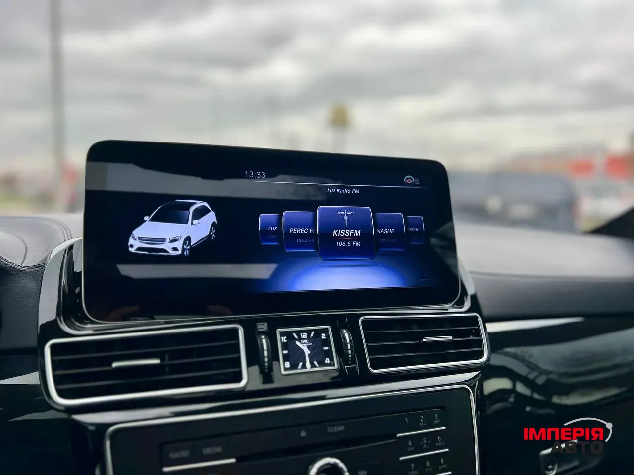 Mercedes-Benz GLS - фото 23